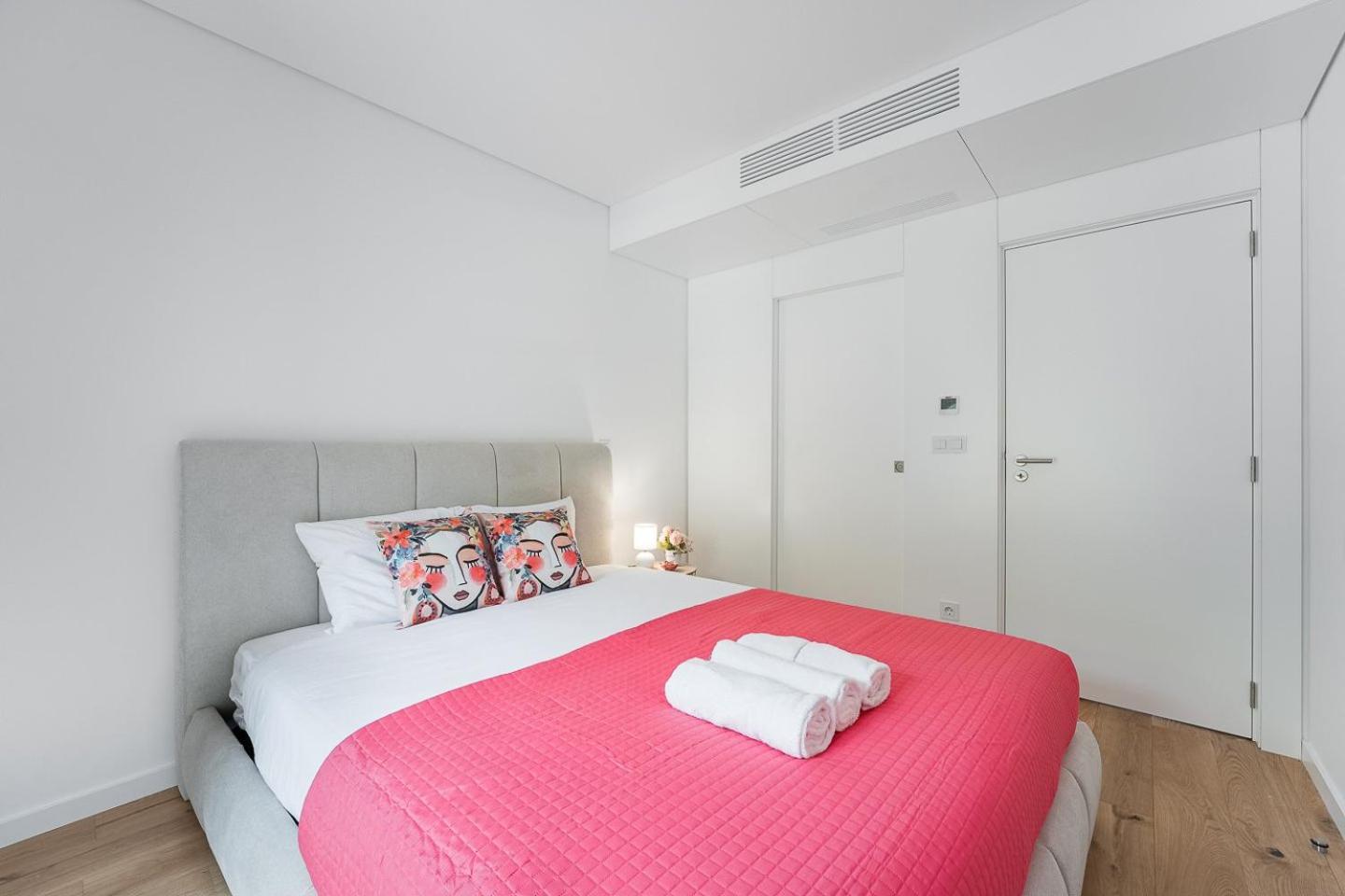 Guestready - Majestic Riverside Terrace In Coimbra Apartman Kültér fotó